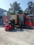 保證設備到達客戶(hù)，專(zhuān)車(chē)專(zhuān)柜發(fā)貨